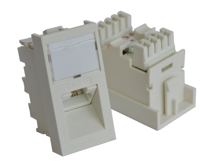 Вставка RJ-45 UTP Cat.5E, 22.5x45 мм угловая, с маркировкой, белая